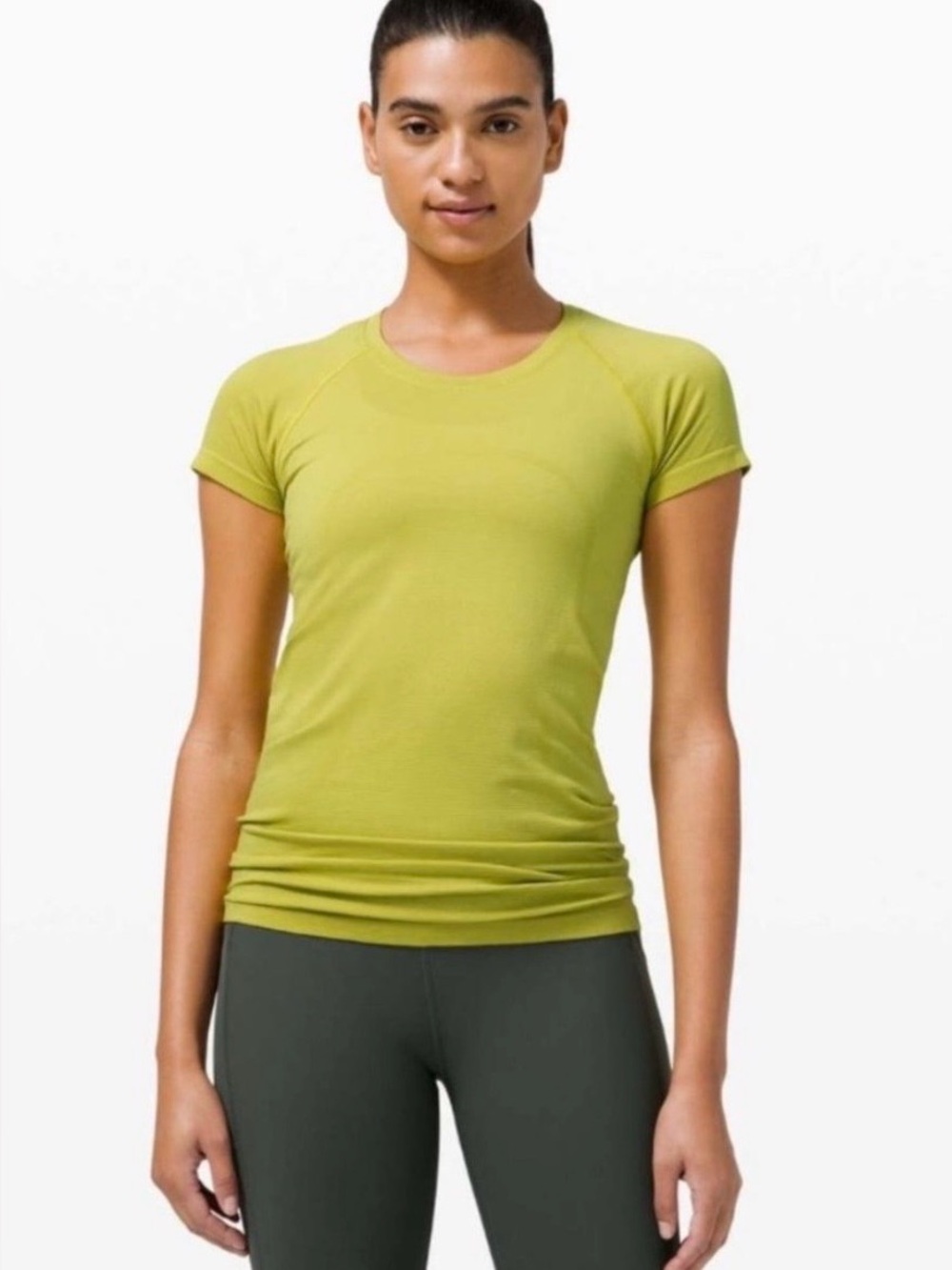 Lululemon Swiftly Slim Fit Short Sleeve Top in Lime yellow Size 8